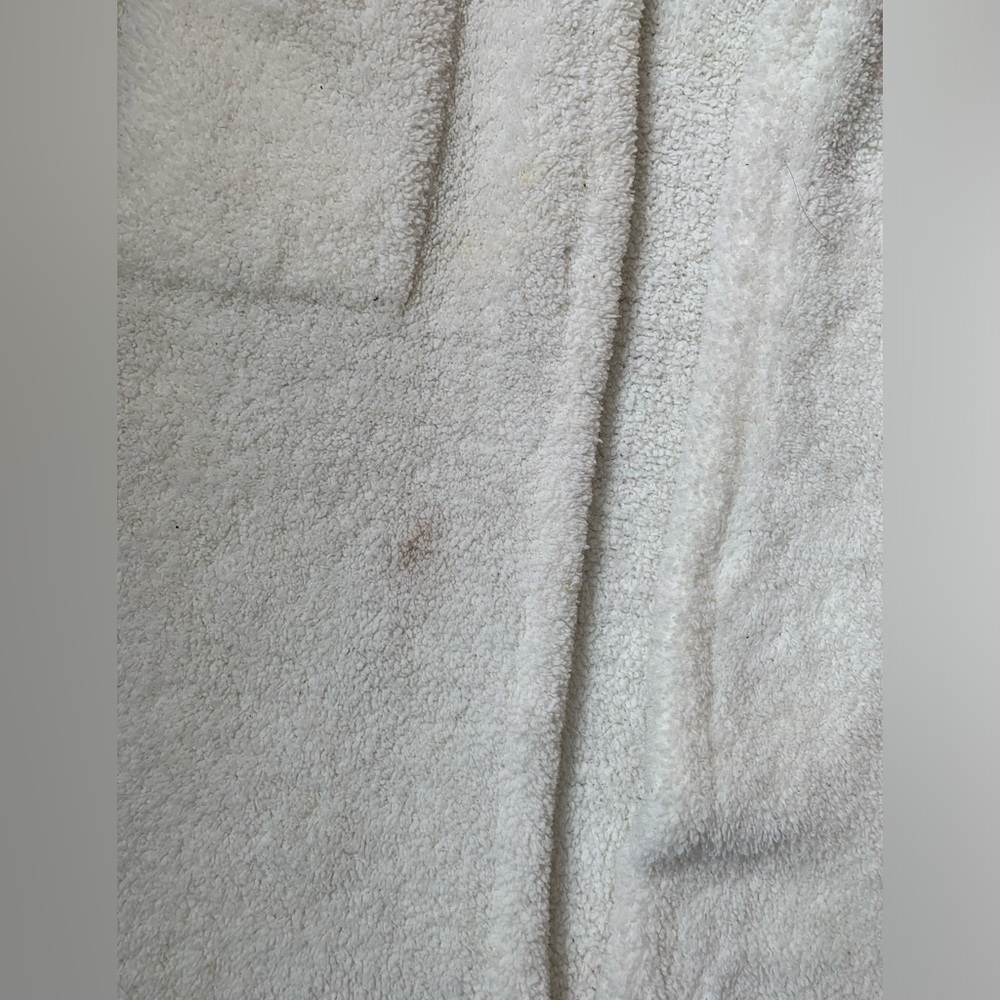 Barefoot Dreams Cream Hooded Plush Robe with Belt - Picture 8 of 9